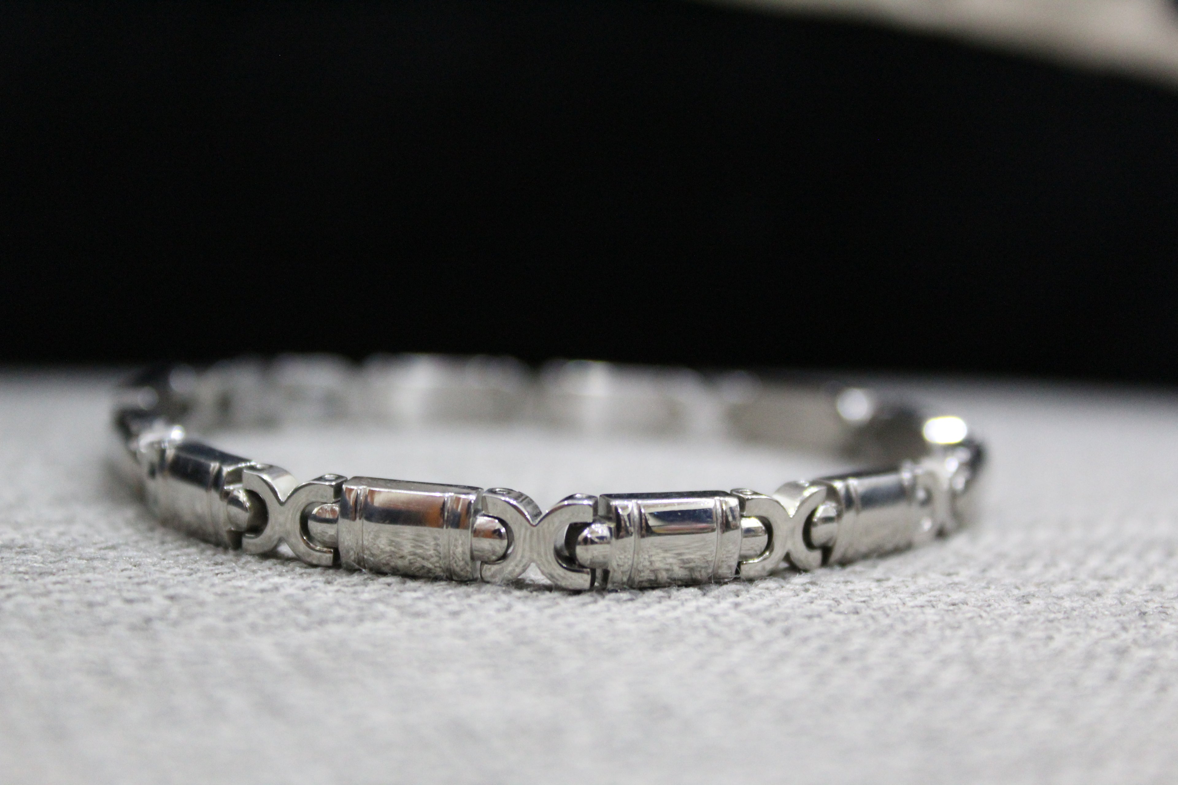 Polished Steel Executive Vibe