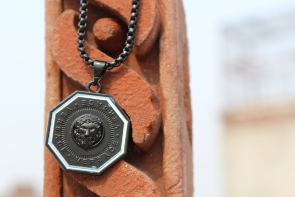 The Lionheart Octagon Pendant
