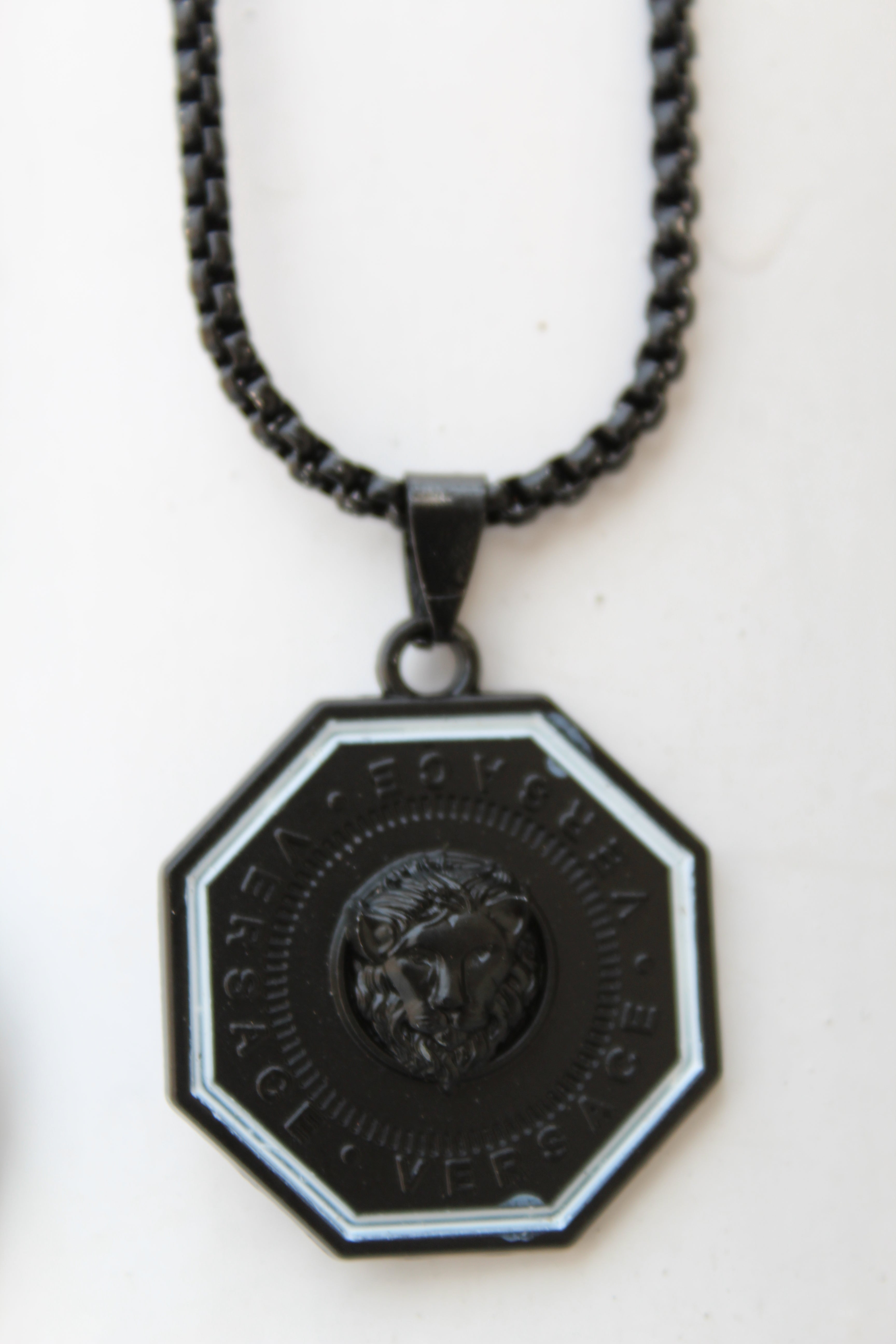 The Lionheart Octagon Pendant