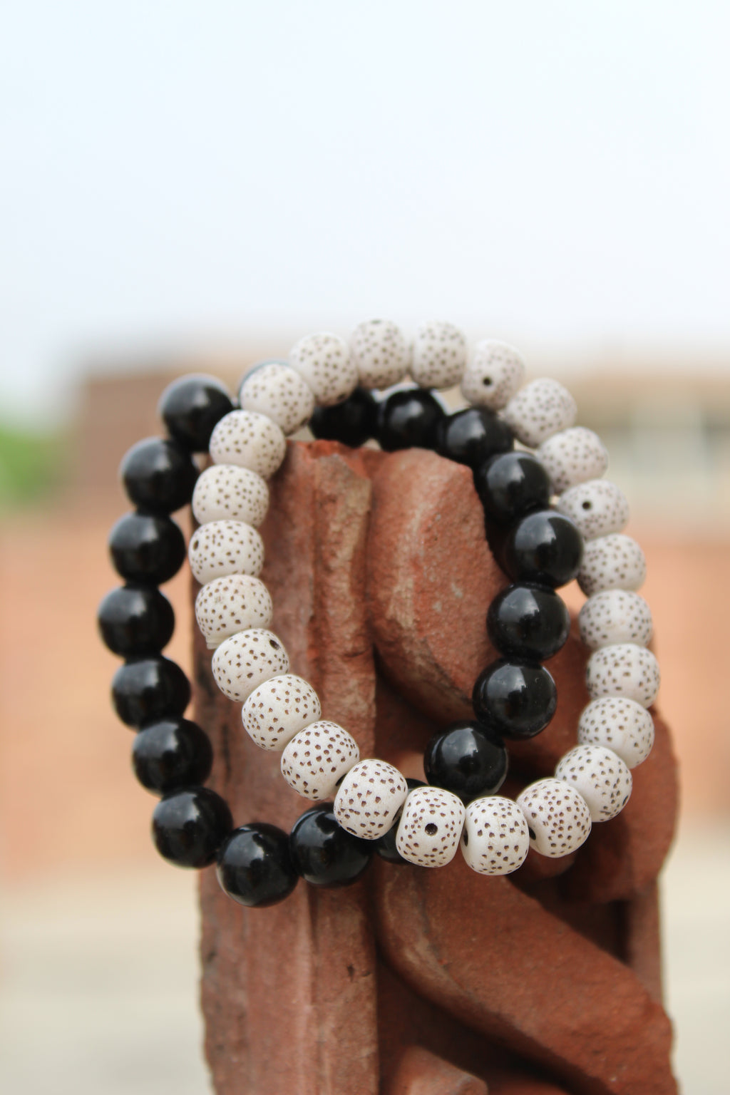 Yin-Yang Balance Stacker Duo